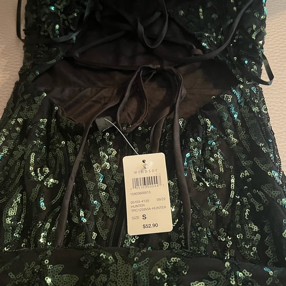 Brand new dress for women - Picture 8 of 8